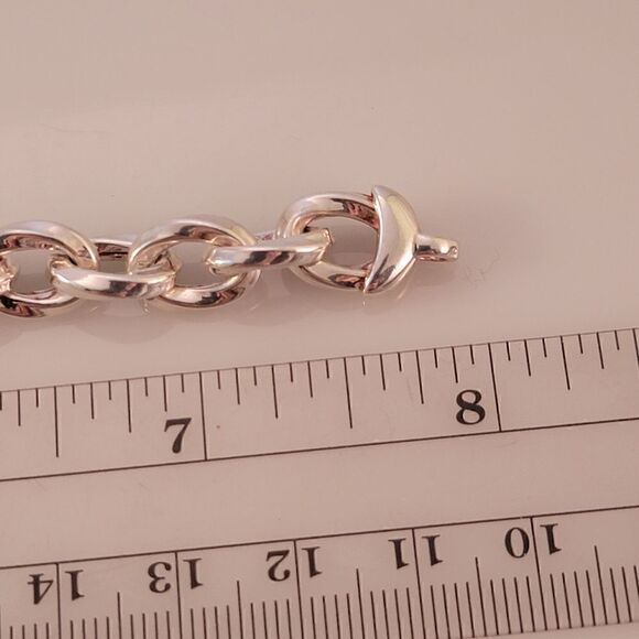 Sterling Italy Contemporary Twisted Oval Link Bracelet - Picture 9 of 10